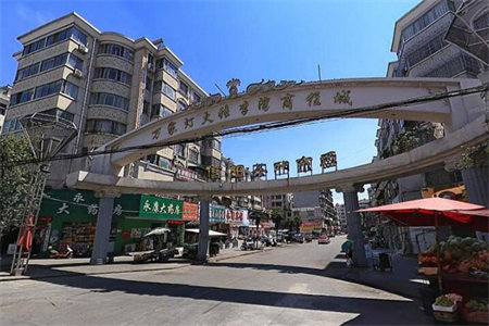 清河实验学校附近江南府邸电梯好楼层中档装修有证可分期